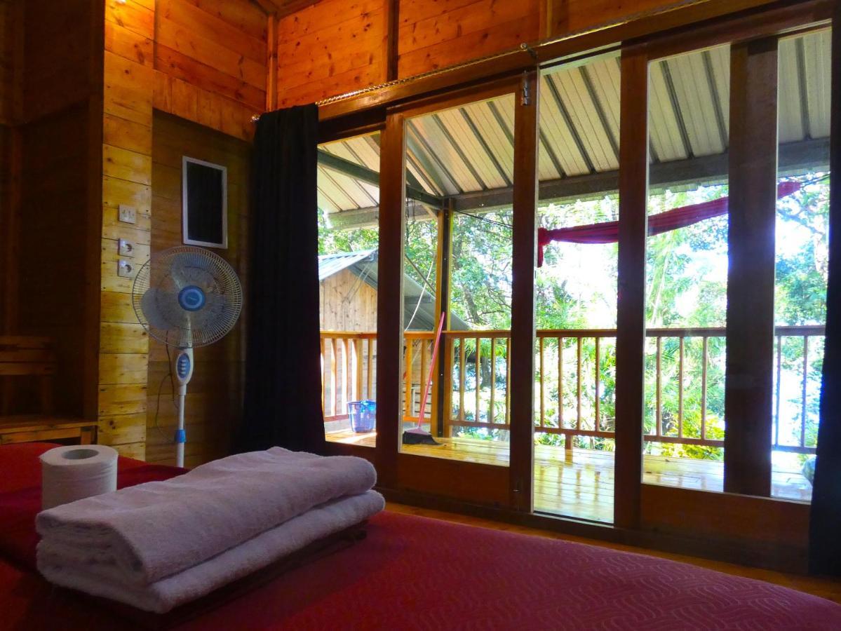 Santi Garden Bungalows Iboih ภายนอก รูปภาพ