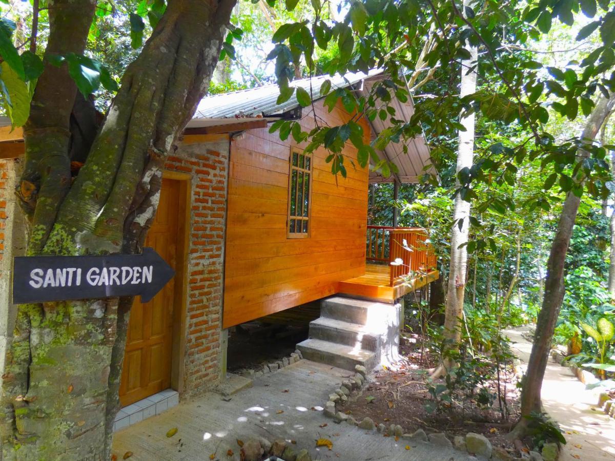 Santi Garden Bungalows Iboih ภายนอก รูปภาพ