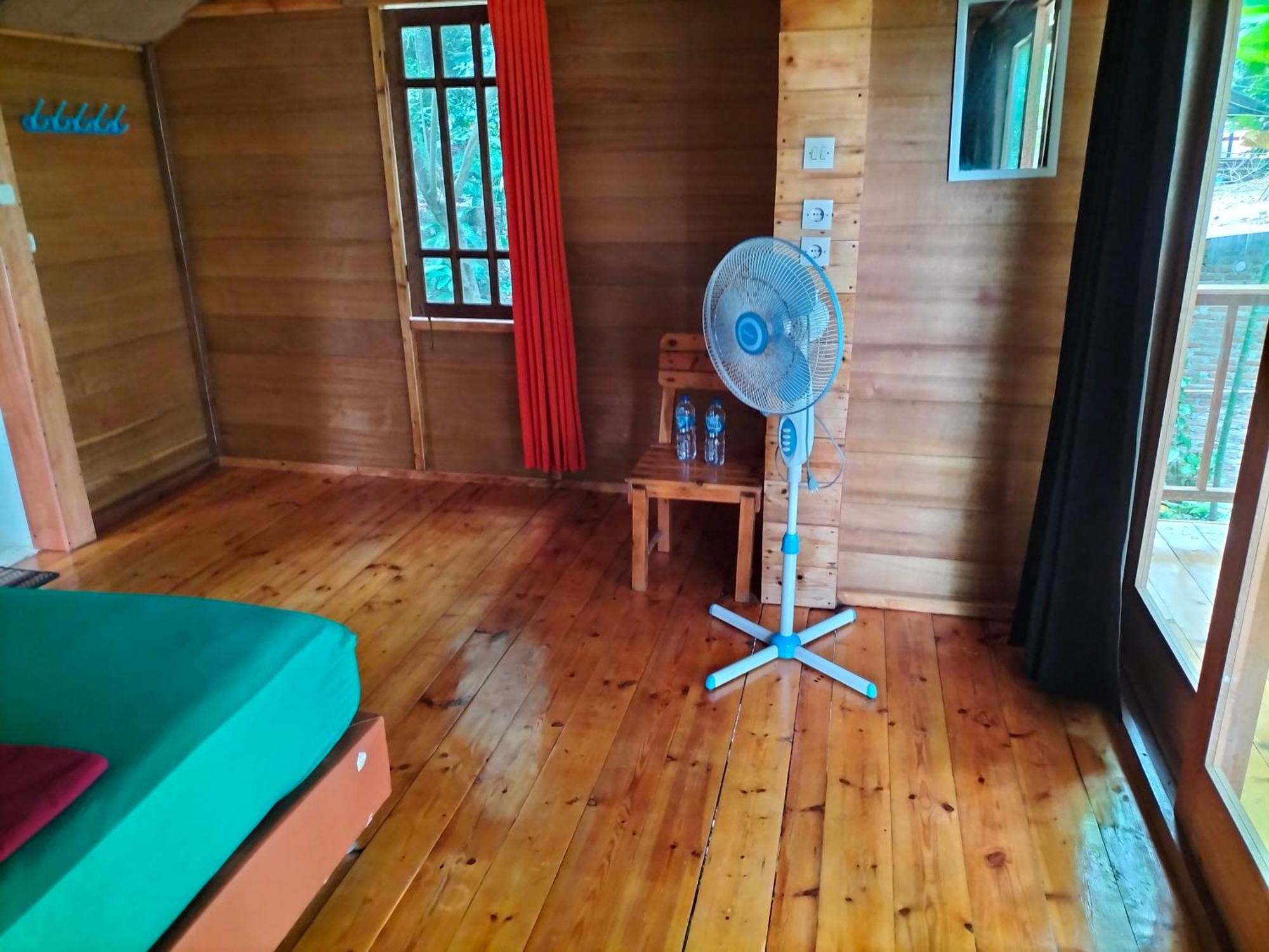Santi Garden Bungalows Iboih ภายนอก รูปภาพ