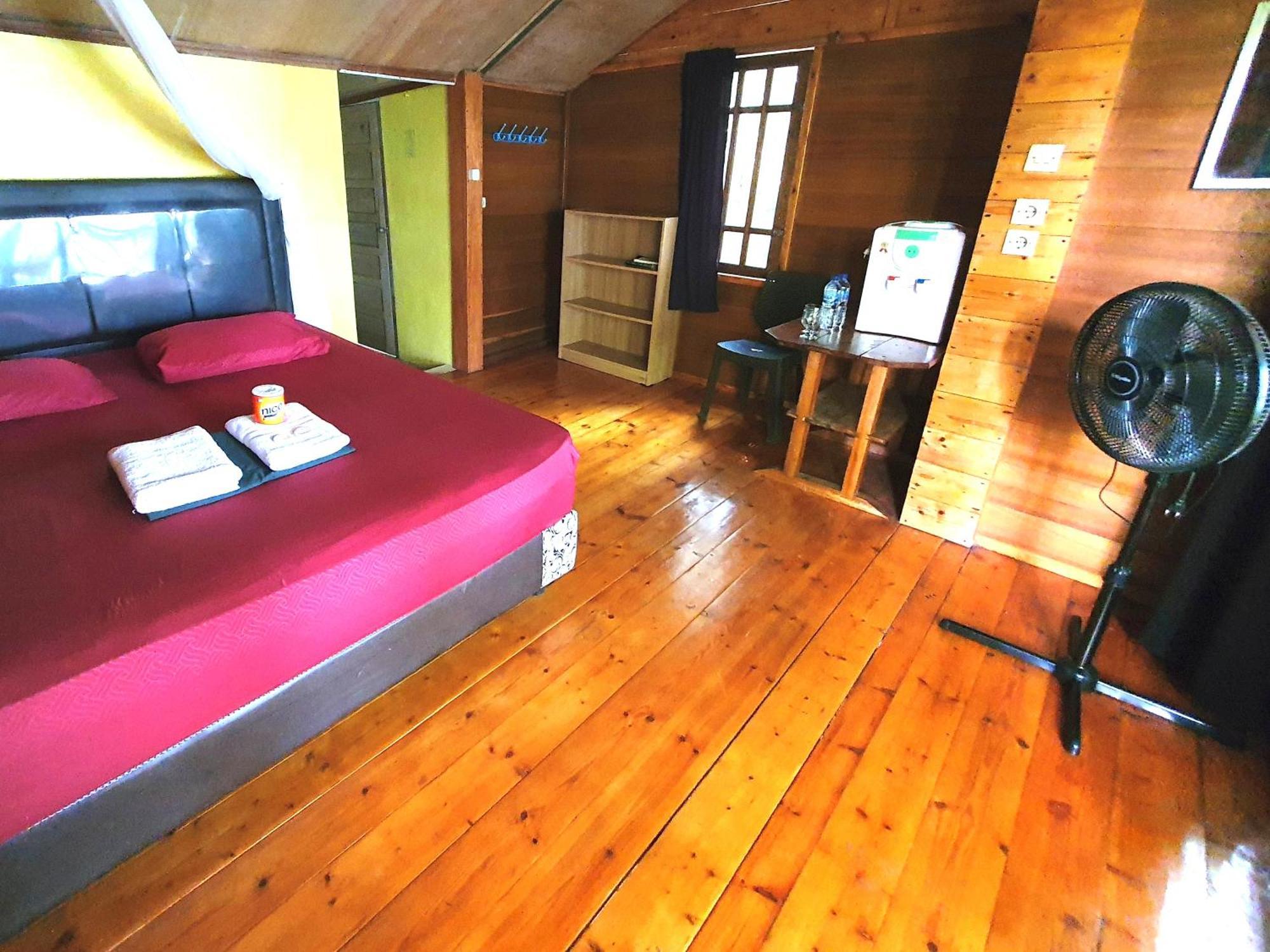 Santi Garden Bungalows Iboih ภายนอก รูปภาพ