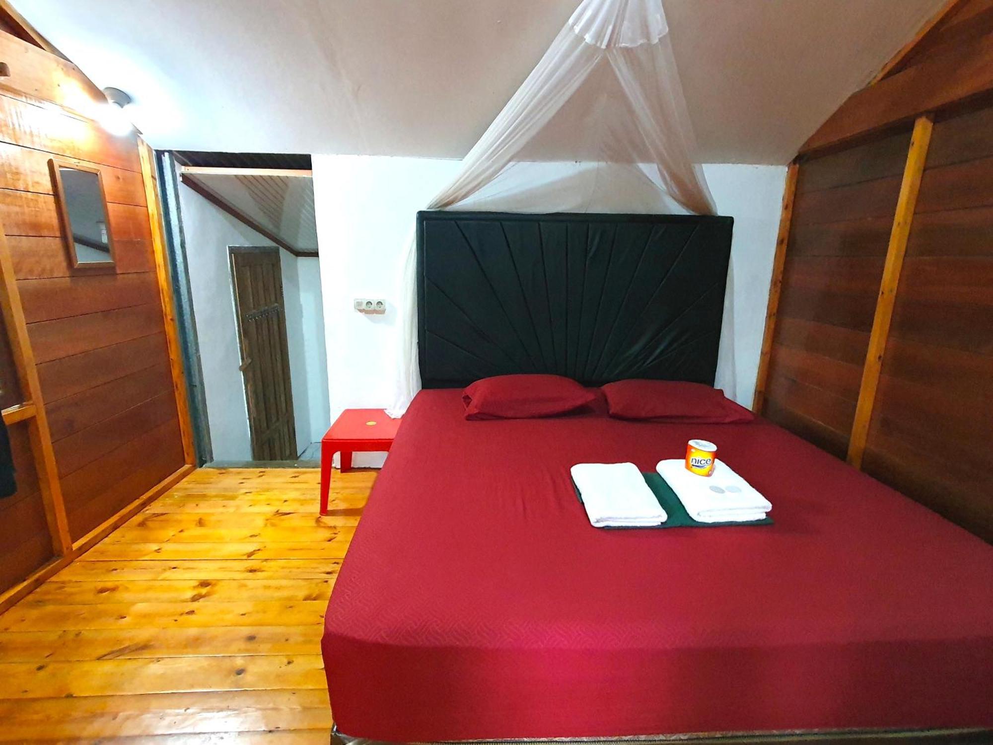Santi Garden Bungalows Iboih ภายนอก รูปภาพ