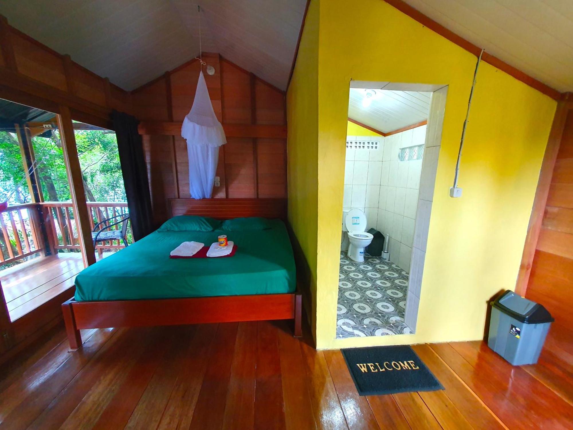 Santi Garden Bungalows Iboih ภายนอก รูปภาพ
