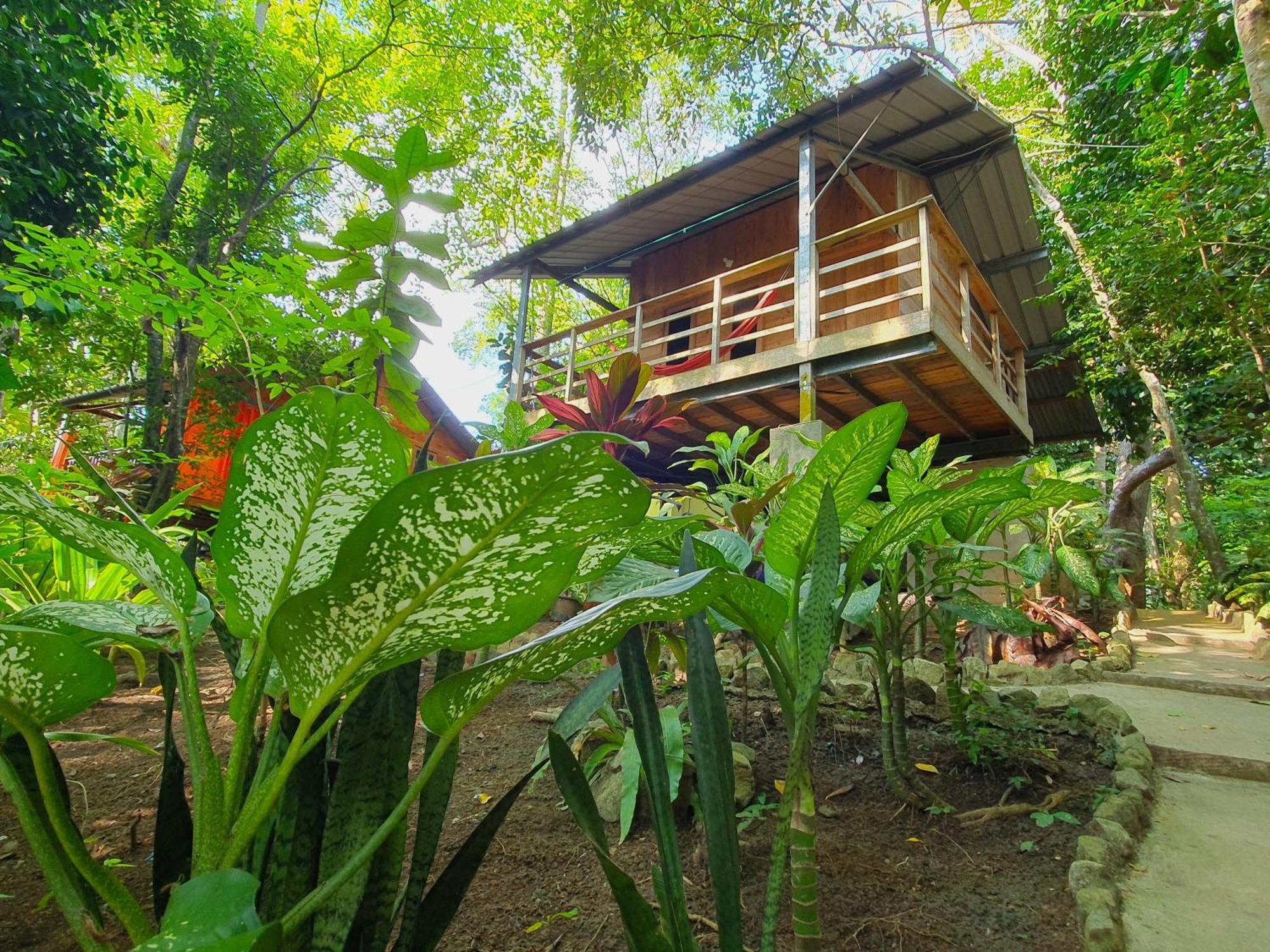 Santi Garden Bungalows Iboih ภายนอก รูปภาพ